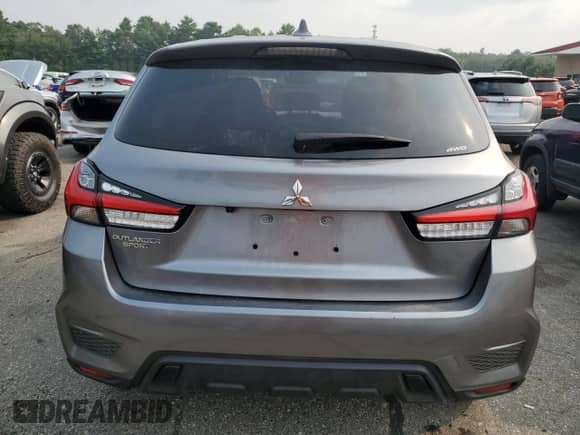 2024 Mitsubishi Outlander S z VIN JA4ARUAU9RU013980, wystawiony jako Copart lot #67401605 z przebiegiem 22 382 mil mil oraz Nie do naprawy • Non repairable. Historia ofert i sprzedaży dostępna na DreamBid. Obrazek 6.