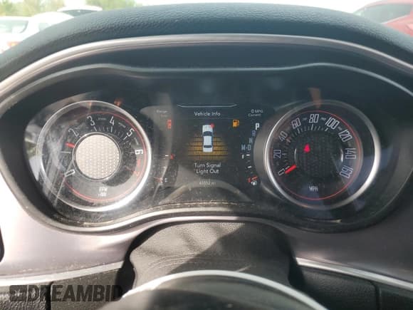 ✅ 2021 Dodge Challenger SXT • VIN: 2C3CDZAG9MH503064 • Lot: 85258995. Wystawiony na Copart z przebiegiem 63 552 mil. Bezpłatny archiwum sprzedaży aukcyjnych z USA i szczegółowy raport historii pojazdu na DreamBid. Zdjęcie 9.