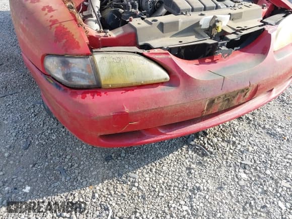 ✅ 1998 Ford Mustang GT • VIN: 1FAFP42X3WF272934 • Лот: 43161212. Опубликован ранее на IAAI с пробегом 182 766 миль. Бесплатный доступ к архиву аукционных продаж из США и подробный отчёт об истории автомобиля на DreamBid. Изображение 6.