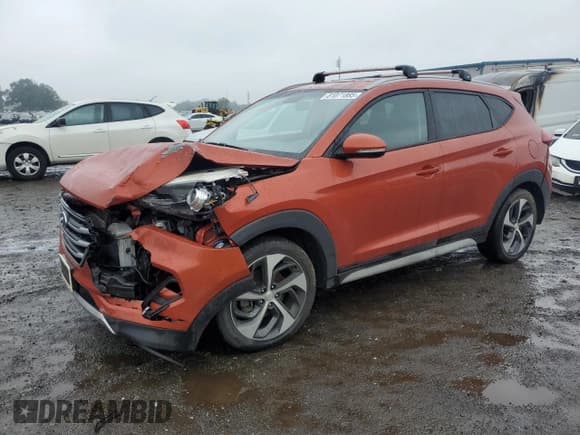 ✅ 2017 Hyundai Tucson Sport • VIN: KM8J3CA20HU490582 • Лот: 81071885. Опубликован ранее на Copart с пробегом 127 490 миль. Бесплатный доступ к архиву аукционных продаж из США и подробный отчёт об истории автомобиля на DreamBid. Изображение 1.