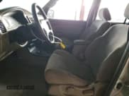 ✅ 2000 Toyota 4Runner SR5 • VIN: JT3GN86R2Y0156058 • Lot: 81607645. Listed on Copart with 176,661 mi. Free auction sales archive from the USA and detailed vehicle history report at DreamBid. Image 7.