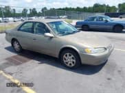 ✅ 1999 Toyota Camry LE • VIN: JT2BF22K0X0168483 • Лот: 42715024. Опубликован ранее на IAAI с пробегом 189 552 миль. Бесплатный доступ к архиву аукционных продаж из США и подробный отчёт об истории автомобиля на DreamBid. Изображение 1.