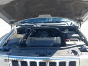 ✅ 2008 Jeep Commander Overland • VIN: 1J8HH68298C145917 • Лот: 41652599. Опубликован ранее на IAAI с пробегом 144 977 миль. Бесплатный доступ к архиву аукционных продаж из США и подробный отчёт об истории автомобиля на DreamBid. Изображение 10.