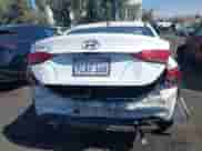 2020 Hyundai Accent SE с VIN 3KPC24A6XLE096779, выставлен на аукционе IAAI как лот 43322267 с пробегом 76 409 миль миль и . История ставок и продаж доступна на DreamBid. Изображение 17.