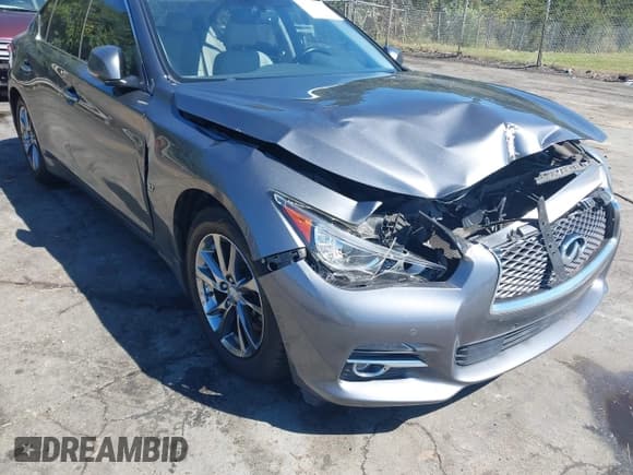 ✅ 2015 Infiniti Q50 Premium • VIN: JN1BV7AR3FM415818 • Lot: 43250031. Listed on IAAI with 94,318 mi. Free auction sales archive from the USA and detailed vehicle history report at DreamBid. Image 17.