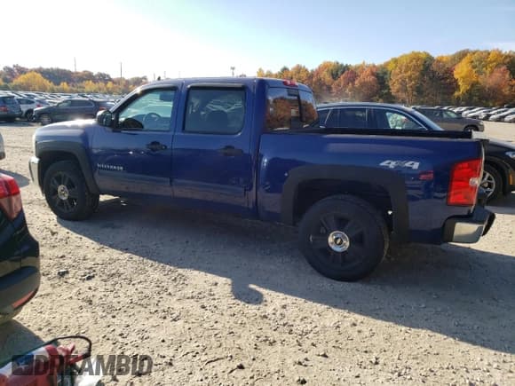 ✅ 2013 Chevrolet Silverado 1500 LT • VIN: 3GCPKSE7XDG226526 • Lot: 77444274. Listed on Copart with 181,229 mi. Free auction sales archive from the USA and detailed vehicle history report at DreamBid. Image 2.