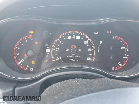 ✅ 2018 Dodge Durango GT • VIN: 1C4RDJDG1JC271268 • Lot: 85173475. Wystawiony na Copart z przebiegiem 177 042 mil. Bezpłatny archiwum sprzedaży aukcyjnych z USA i szczegółowy raport historii pojazdu na DreamBid. Zdjęcie 9.