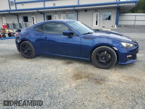 ✅ 2013 Subaru BRZ Limited • VIN: JF1ZCAC19D1610624 • Lot: 56469095. Wystawiony na Copart z przebiegiem 112 812 mil. Bezpłatny archiwum sprzedaży aukcyjnych z USA i szczegółowy raport historii pojazdu na DreamBid. Zdjęcie 4.