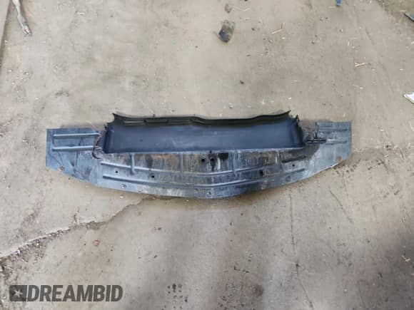 2012 Chevrolet Malibu 1LS с VIN 1G1ZB5E01CF267083, выставлен на аукционе Copart как лот 82617705 с пробегом 130 725 миль миль и На запчасти • Non repairable. История ставок и продаж доступна на DreamBid. Изображение 12.