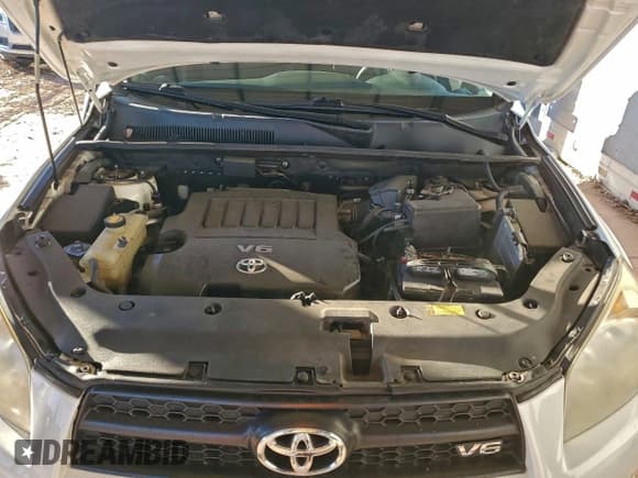 ✅ 2010 Toyota RAV4 Sport • VIN: 2T3WK4DV3AW007961 • Lot: 95185575. Wystawiony na Copart z przebiegiem 149 506 mil. Bezpłatny archiwum sprzedaży aukcyjnych z USA i szczegółowy raport historii pojazdu na DreamBid. Zdjęcie 11.