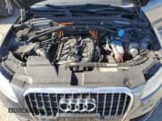 ✅ 2013 Audi Q5 Hybrid Prestige • VIN: WA1C8BFPXDA022992 • Лот: 77080484. Опубликован ранее на Copart с пробегом 116 451 миль. Бесплатный доступ к архиву аукционных продаж из США и подробный отчёт об истории автомобиля на DreamBid. Изображение 12.