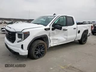 ✅ 2025 GMC Sierra 1500 Pro • VIN: 1GTRUAEK1SZ135613 • Лот: 47890965. Опубликован ранее на Copart с пробегом 5 466 миль. Бесплатный доступ к архиву аукционных продаж из США и подробный отчёт об истории автомобиля на DreamBid. Изображение 1.