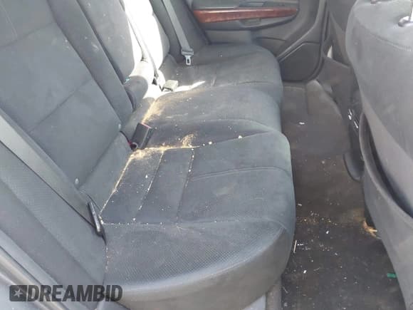 ✅ 2012 Honda Crosstour EX • VIN: 5J6TF1H36CL000596 • Lot: 43390923. Wystawiony na IAAI z przebiegiem 209 930 mil. Bezpłatny archiwum sprzedaży aukcyjnych z USA i szczegółowy raport historii pojazdu na DreamBid. Zdjęcie 8.