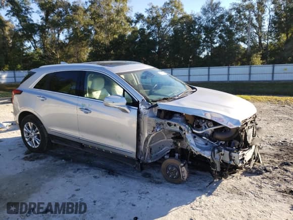 ✅ 2020 Cadillac XT5 Premium Luxury FWD • VIN: 1GYKNCR47LZ223292 • Lot: 72081952. Listed on Copart with 13,593 mi. Free auction sales archive from the USA and detailed vehicle history report at DreamBid. Image 4.