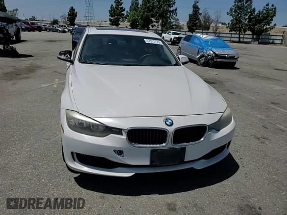 ✅ 2013 BMW 3 Series 328i • VIN: WBA3C1C56DF436269 • Lot: 57311725. Listed on Copart with 139,482 mi. Free auction sales archive from the USA and detailed vehicle history report at DreamBid. Image 13.