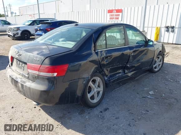 ✅ 2007 Hyundai Sonata SE • VIN: 5NPEU46F27H251614 • Lot: 43362417. Listed on IAAI with 134,154 mi. Free auction sales archive from the USA and detailed vehicle history report at DreamBid. Image 4.