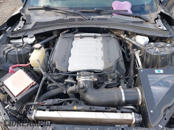 ✅ 2019 Chevrolet Camaro 1SS • VIN: 1G1FE1R70K0119793 • Lot: 40948144. Wystawiony na IAAI z przebiegiem 109 201 mil. Bezpłatny archiwum sprzedaży aukcyjnych z USA i szczegółowy raport historii pojazdu na DreamBid. Zdjęcie 10.