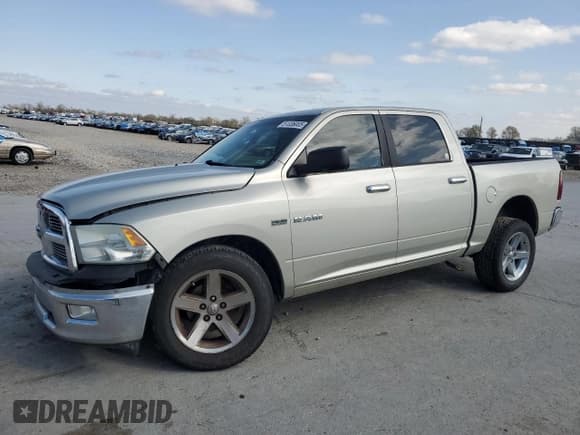 ✅ 2010 Dodge 1500 SLT • VIN: 1D7RV1CT1AS257832 • Lot: 51336005. Wystawiony na Copart z przebiegiem 202 685 mil. Bezpłatny archiwum sprzedaży aukcyjnych z USA i szczegółowy raport historii pojazdu na DreamBid. Zdjęcie 1.