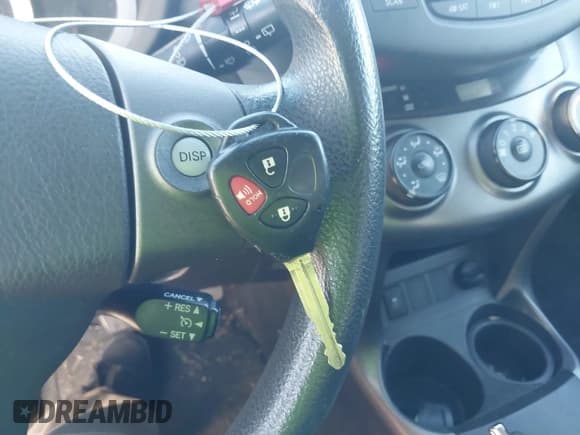 ✅ 2011 Toyota RAV4 Sport • VIN: JTMRK4DV1B5099349 • Lot: 43496913. Wystawiony na IAAI z przebiegiem 127 632 mil. Bezpłatny archiwum sprzedaży aukcyjnych z USA i szczegółowy raport historii pojazdu na DreamBid. Zdjęcie 11.