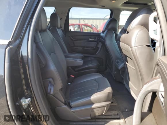 ✅ 2017 Chevrolet Traverse Premier • VIN: 1GNKRJKD4HJ160061 • Lot: 87052255. Wystawiony na Copart z przebiegiem 86 303 mil. Bezpłatny archiwum sprzedaży aukcyjnych z USA i szczegółowy raport historii pojazdu na DreamBid. Zdjęcie 11.