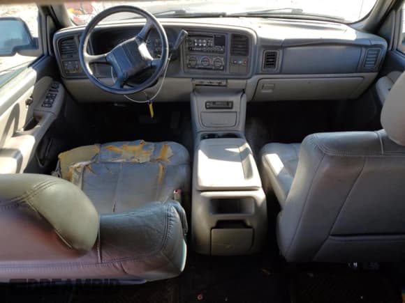 ✅ 2001 Chevrolet Suburban LT • VIN: 3GNFK16T01G262441 • Лот: 81145714. Опубликован ранее на Copart с пробегом Не указан. Бесплатный доступ к архиву аукционных продаж из США и подробный отчёт об истории автомобиля на DreamBid. Изображение 8.