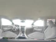 ✅ 2010 Chevrolet Traverse LS • VIN: 1GNLVEED6AJ222052 • Lot: 91653015. Wystawiony na Copart z przebiegiem 152 916 mil. Bezpłatny archiwum sprzedaży aukcyjnych z USA i szczegółowy raport historii pojazdu na DreamBid. Zdjęcie 15.