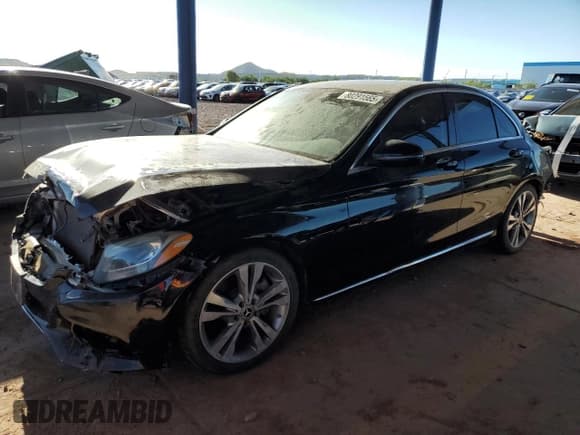 ✅ 2018 Mercedes-Benz C 300 • VIN: 55SWF4JB1JU275121 • Lot: 80291565. Listed on Copart with 118,724 mi. Free auction sales archive from the USA and detailed vehicle history report at DreamBid. Image 1.