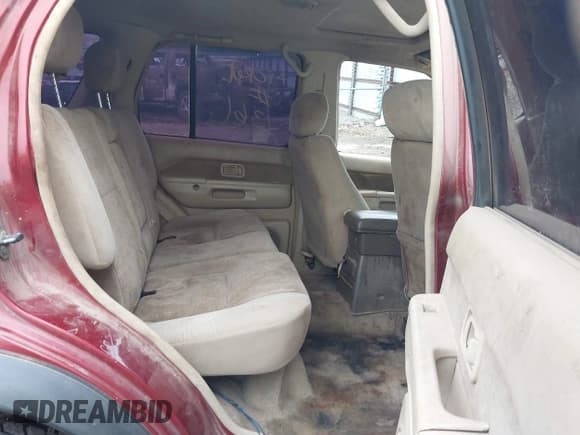 ✅ 1996 Nissan Pathfinder XE • VIN: JN8AR05Y1TW049898 • Lot: 39081336. Wystawiony na IAAI z przebiegiem 326 792 mil. Bezpłatny archiwum sprzedaży aukcyjnych z USA i szczegółowy raport historii pojazdu na DreamBid. Zdjęcie 8.