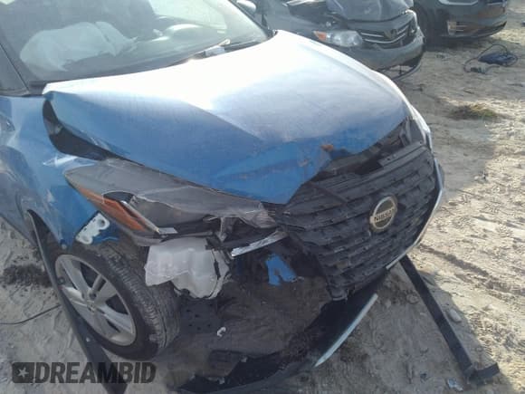 ✅ 2021 Nissan Kicks S • VIN: 3N1CP5BV4ML465973 • Lot: 35341074. Listed on IAAI with 14,425 mi. Free auction sales archive from the USA and detailed vehicle history report at DreamBid. Image 6.