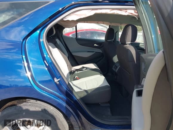 ✅ 2022 Chevrolet Equinox LS • VIN: 3GNAXHEV3NS204009 • Lot: 43621538. Wystawiony na IAAI z przebiegiem 37 183 mil. Bezpłatny archiwum sprzedaży aukcyjnych z USA i szczegółowy raport historii pojazdu na DreamBid. Zdjęcie 8.