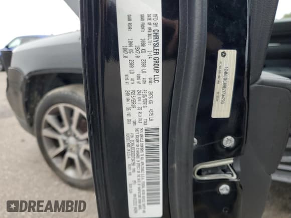 ✅ 2014 Jeep Compass Limited • VIN: 1C4NJDCB9ED734790 • Lot: 85938005. Listed on Copart with 146,927 mi. Free auction sales archive from the USA and detailed vehicle history report at DreamBid. Image 12.