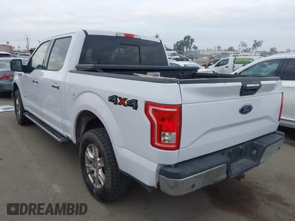 ✅ 2016 Ford F-150 XLT • VIN: 1FTEW1EG9GKD57448 • Lot: 43272508. Wystawiony na IAAI z przebiegiem 98 785 mil. Bezpłatny archiwum sprzedaży aukcyjnych z USA i szczegółowy raport historii pojazdu na DreamBid. Zdjęcie 3.