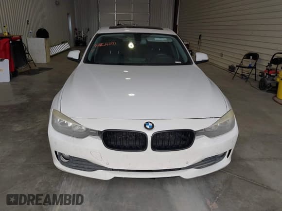 ✅ 2014 BMW 3 Series 328d • VIN: WBA3D3C55EF099345 • Лот: 43224041. Опубликован ранее на IAAI с пробегом 175 094 миль. Бесплатный доступ к архиву аукционных продаж из США и подробный отчёт об истории автомобиля на DreamBid. Изображение 6.