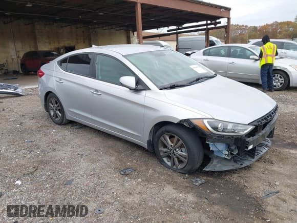 ✅ 2018 Hyundai Elantra Limited • VIN: 5NPD84LF0JH214802 • Лот: 43541974. Опубликован ранее на IAAI с пробегом 103 671 миль. Бесплатный доступ к архиву аукционных продаж из США и подробный отчёт об истории автомобиля на DreamBid. Изображение 1.