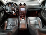 ✅ 2010 Mercedes-Benz M 350 • VIN: 4JGBB8GB0AA614269 • Лот: 90852935. Опубликован ранее на Copart с пробегом 112 971 миль. Бесплатный доступ к архиву аукционных продаж из США и подробный отчёт об истории автомобиля на DreamBid. Изображение 8.