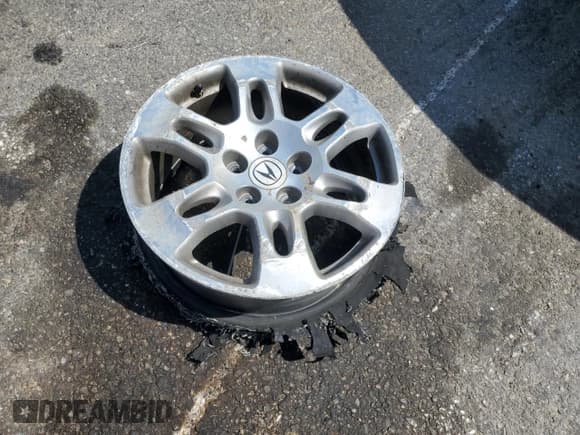 ✅ 2009 Acura MDX • VIN: 2HNYD28229H513939 • Лот: 71247185. Опубликован ранее на Copart с пробегом 262 701 миль. Бесплатный доступ к архиву аукционных продаж из США и подробный отчёт об истории автомобиля на DreamBid. Изображение 13.