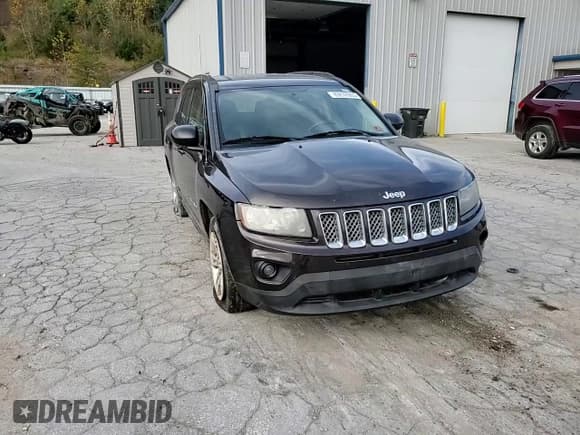 ✅ 2014 Jeep Compass Latitude • VIN: 1C4NJDEB6ED735120 • Lot: 89876965. Listed on Copart with 144,812 mi. Free auction sales archive from the USA and detailed vehicle history report at DreamBid. Image 14.