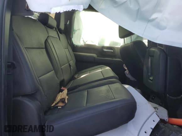 ✅ 2024 Chevrolet Silverado 2500HD • VIN: 1GB1YLEY6RF307152 • Lot: 84064034. Wystawiony na Copart z przebiegiem Nie podano. Bezpłatny archiwum sprzedaży aukcyjnych z USA i szczegółowy raport historii pojazdu na DreamBid. Zdjęcie 10.