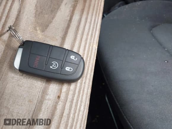 ✅ 2018 Jeep Renegade Sport • VIN: ZACCJBAB5JPJ17958 • Лот: 43282042. Опубликован ранее на IAAI с пробегом 130 629 миль. Бесплатный доступ к архиву аукционных продаж из США и подробный отчёт об истории автомобиля на DreamBid. Изображение 11.