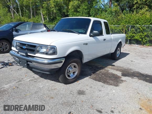 ✅ 1995 Ford Ranger Splash • VIN: 1FTCR14X0STA20749 • Lot: 43816270. Listed on IAAI with 82,505 mi. Free auction sales archive from the USA and detailed vehicle history report at DreamBid. Image 17.
