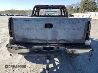 ✅ 2005 Chevrolet Silverado 1500 LS • VIN: 2GCEC19V951146152 • Лот: 76354624. Опубликован ранее на Copart с пробегом Не указан. Бесплатный доступ к архиву аукционных продаж из США и подробный отчёт об истории автомобиля на DreamBid. Изображение 6.