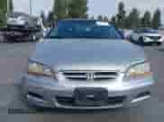2001 Honda Accord EX с VIN 1HGCG22581A030437, выставлен на аукционе IAAI как лот 43085742 с пробегом 209 619 миль миль и . История ставок и продаж доступна на DreamBid. Изображение 6.