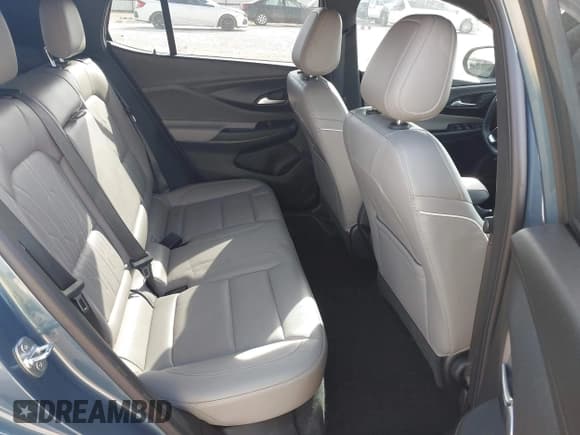 ✅ 2024 Buick Envista Avenir • VIN: KL47LCE26RB026776 • Lot: 42787191. Wystawiony na IAAI z przebiegiem Nie podano. Bezpłatny archiwum sprzedaży aukcyjnych z USA i szczegółowy raport historii pojazdu na DreamBid. Zdjęcie 8.