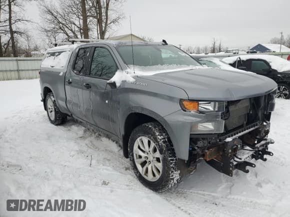 ✅ 2019 Chevrolet Silverado 1500 Custom • VIN: 1GCRYBEFXKZ417133 • Lot: 44163345. Listed on Copart with 79,783 mi. Free auction sales archive from the USA and detailed vehicle history report at DreamBid. Image 4.
