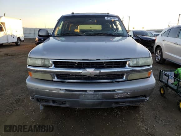 ✅ 2005 Chevrolet Suburban LT • VIN: 1GNFK16Z15J115540 • Лот: 81963804. Опубликован ранее на Copart с пробегом Не указан. Бесплатный доступ к архиву аукционных продаж из США и подробный отчёт об истории автомобиля на DreamBid. Изображение 5.