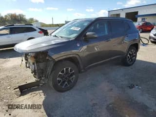 ✅ 2019 Jeep Compass Trailhawk • VIN: 3C4NJDDB4KT627389 • Lot: 89482905. Listed on Copart with 129,133 mi. Free auction sales archive from the USA and detailed vehicle history report at DreamBid. Image 1.