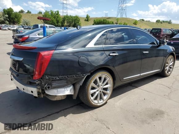 ✅ 2013 Cadillac XTS Luxury • VIN: 2G61R5S32D9138233 • Lot: 62500685. Wystawiony na Copart z przebiegiem 107 808 mil. Bezpłatny archiwum sprzedaży aukcyjnych z USA i szczegółowy raport historii pojazdu na DreamBid. Zdjęcie 3.