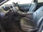 ✅ 2023 Kia EV6 Wind • VIN: KNDC3DLC5P5156338 • Lot: 81428505. Wystawiony na Copart z przebiegiem 96 081 mil. Bezpłatny archiwum sprzedaży aukcyjnych z USA i szczegółowy raport historii pojazdu na DreamBid. Zdjęcie 7.