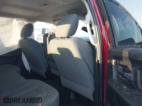 ✅ 2017 Ram 1500 Tradesman • VIN: 1C6RR7KG3HS849210 • Lot: 41578178. Wystawiony na IAAI z przebiegiem Nie podano. Bezpłatny archiwum sprzedaży aukcyjnych z USA i szczegółowy raport historii pojazdu na DreamBid. Zdjęcie 8.