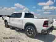 2020 Ram 1500 Rebel z VIN 1C6SRFLM5LN364977, wystawiony jako Copart lot #70115965 z przebiegiem 96 631 mil mil oraz Szkoda całkowita • Salvage title. Historia ofert i sprzedaży dostępna na DreamBid. Obrazek 2.